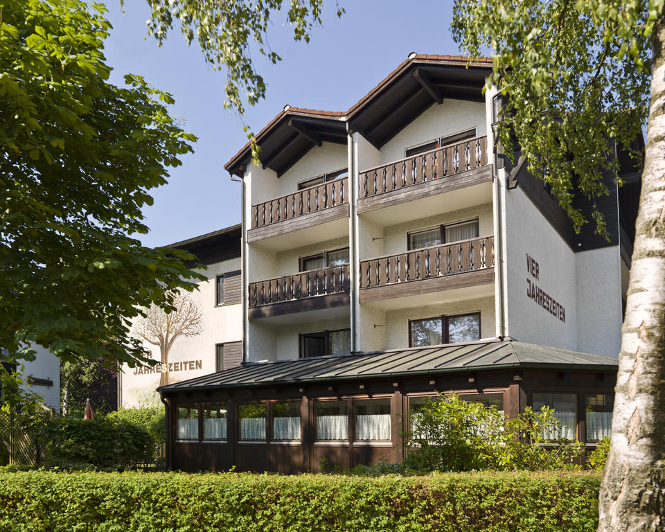 Hotel Garni Vier Jahreszeiten Bad Füssing Eksteriør billede